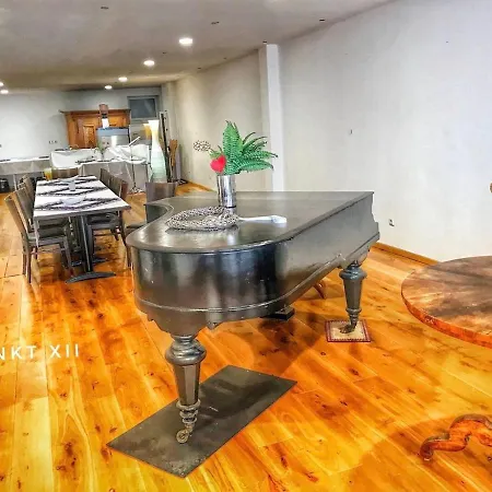 4 Apartament *
