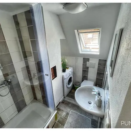 Apartmán 4 *